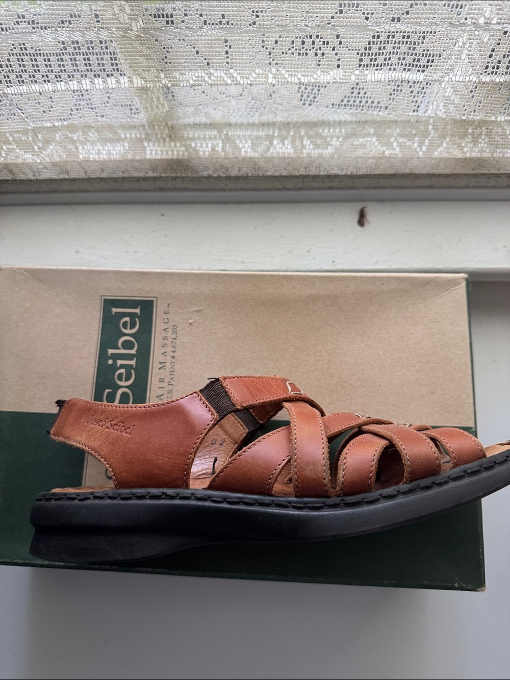 Women’s Brown Leather Fisherman Sandals